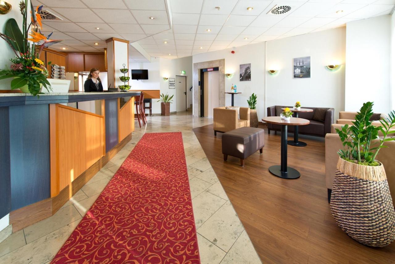 ACHAT Hotel Darmstadt Griesheim Extérieur photo