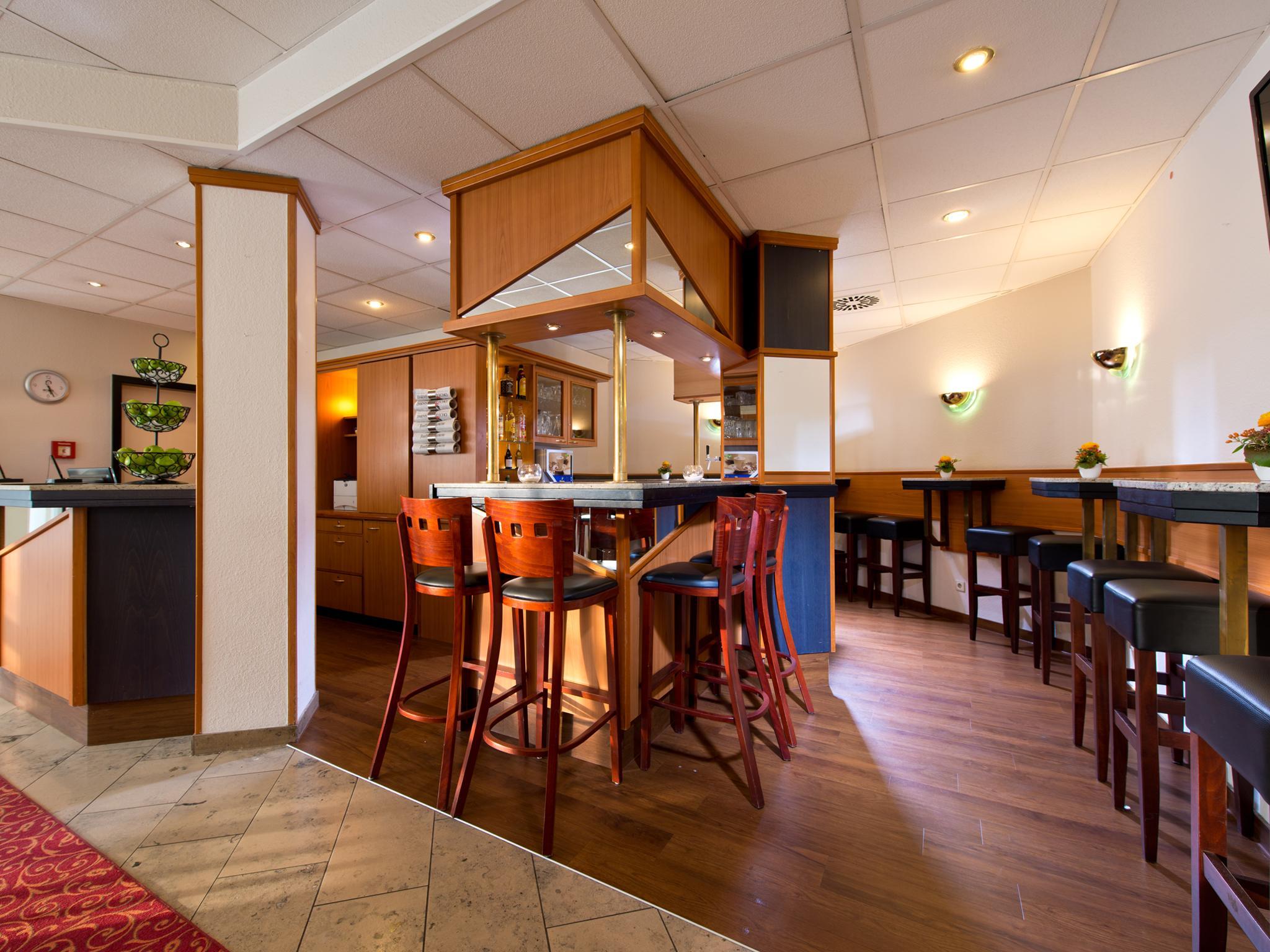ACHAT Hotel Darmstadt Griesheim Extérieur photo