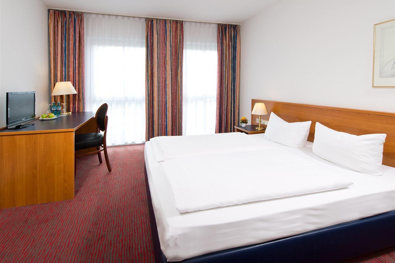 ACHAT Hotel Darmstadt Griesheim Extérieur photo