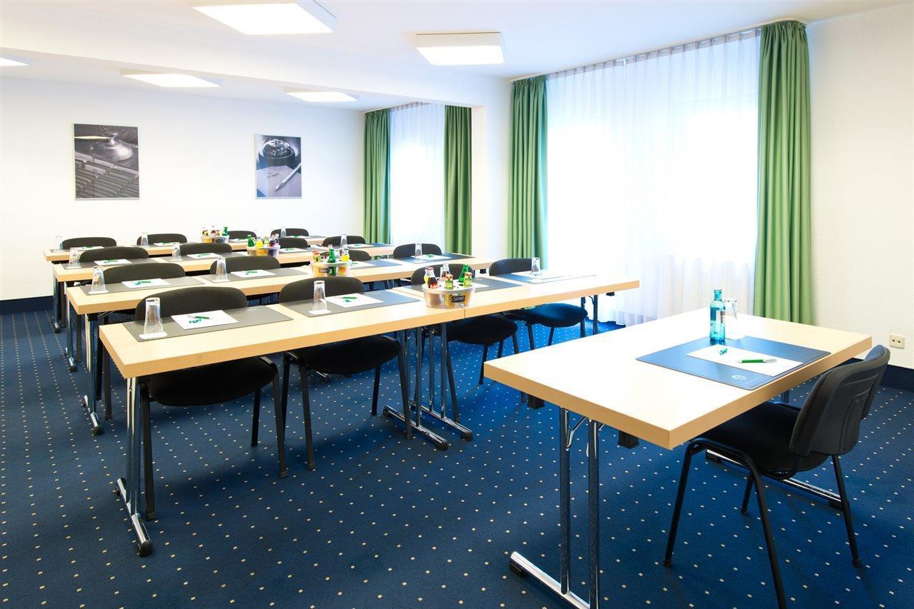ACHAT Hotel Darmstadt Griesheim Extérieur photo