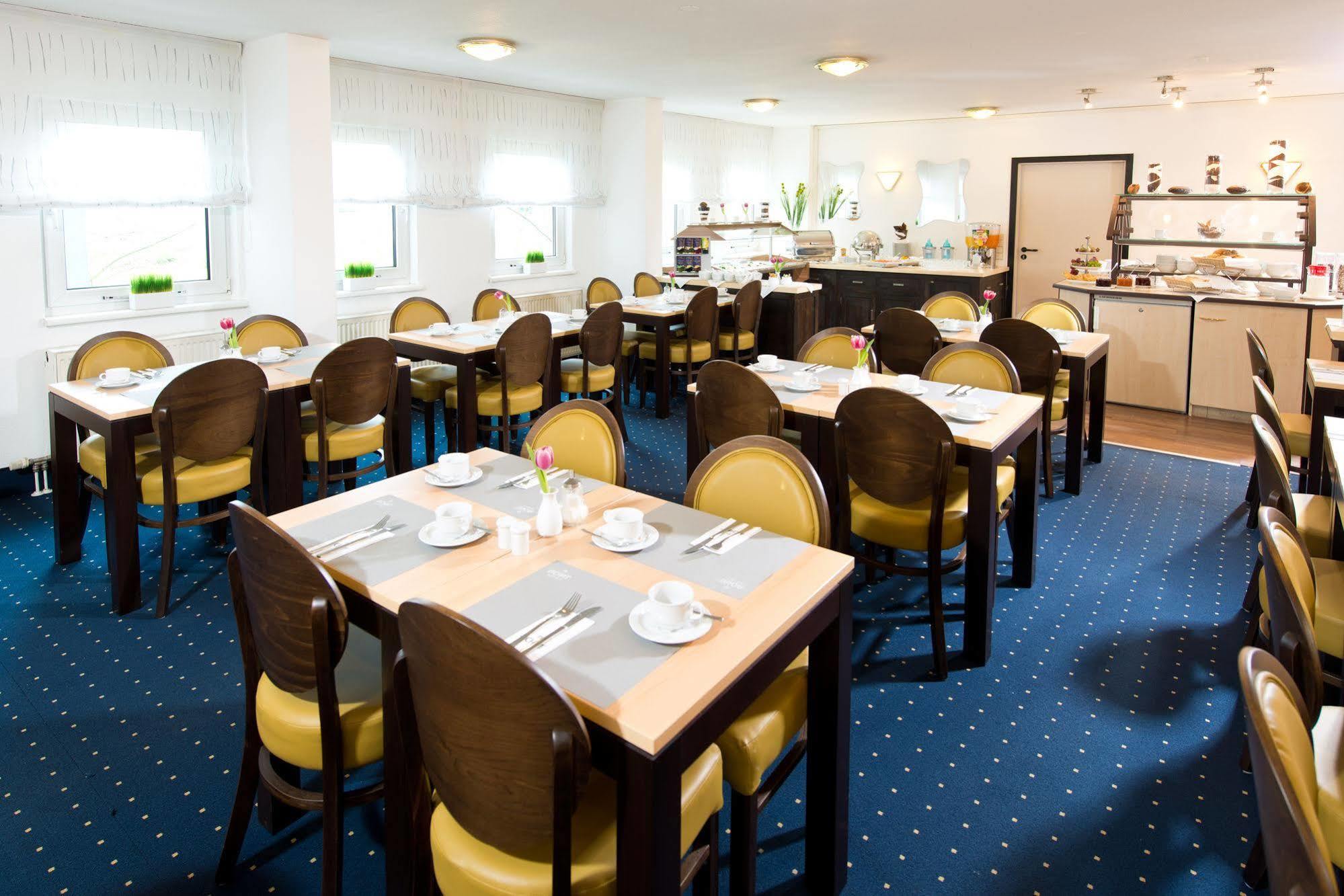 ACHAT Hotel Darmstadt Griesheim Extérieur photo