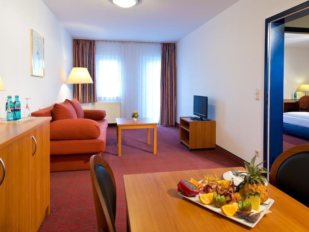 ACHAT Hotel Darmstadt Griesheim Extérieur photo