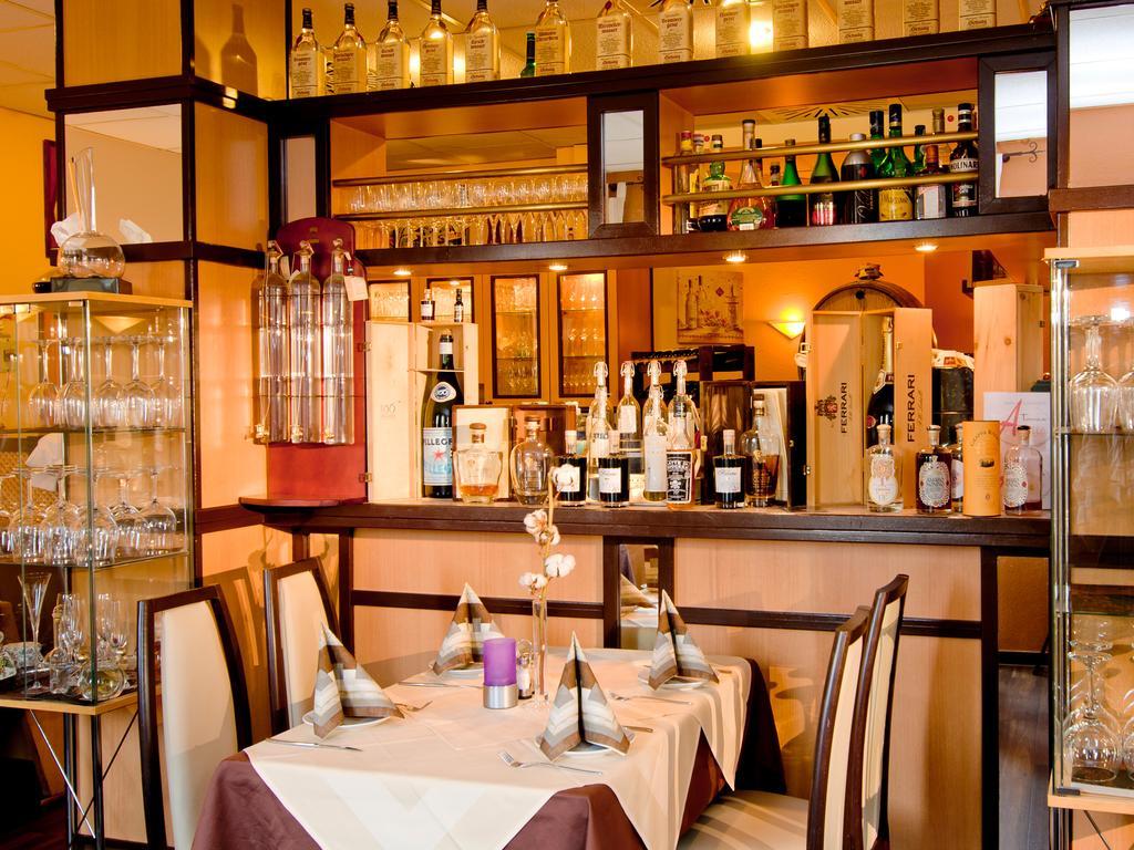 ACHAT Hotel Darmstadt Griesheim Extérieur photo